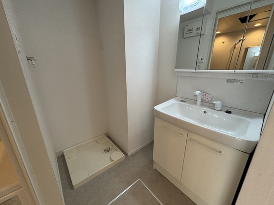 洗面設備　※別部屋の写真です