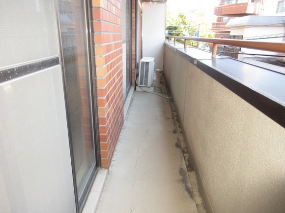 バルコニー　※別部屋の写真です。
