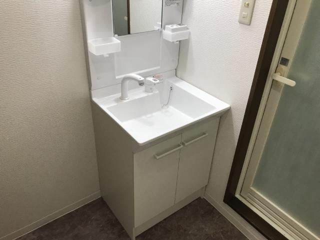 洗面設備　洗髪洗面化粧台