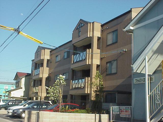 建物外観　外観写真（昼）