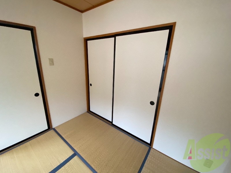 収納　押し入れタイプは奥行きがしっかりあって沢山収納できますね～