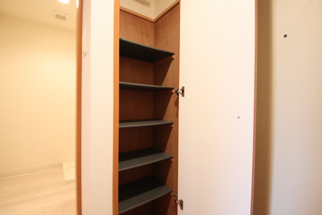 収納　※別室の参考写真の為、現況優先です。