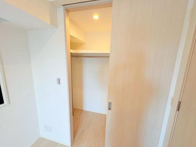 収納　別タイプ部屋　参考写真です