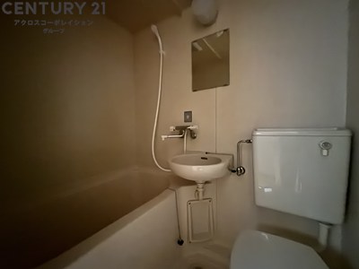 バス・シャワールーム　シンプルで機能的なユニットバスです！