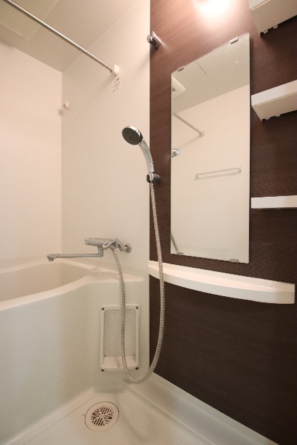 バス・シャワールーム　※別室の参考写真の為、現況優先です。