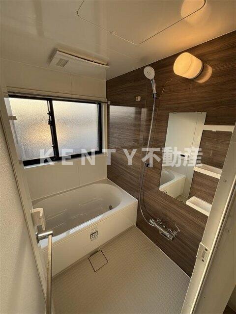 バス・シャワールーム　ゆったり過ごせるお風呂です