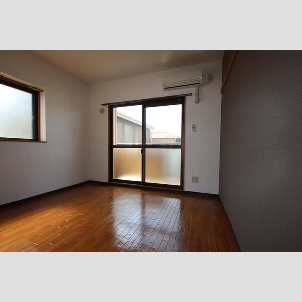 居室・リビング　※現況優先