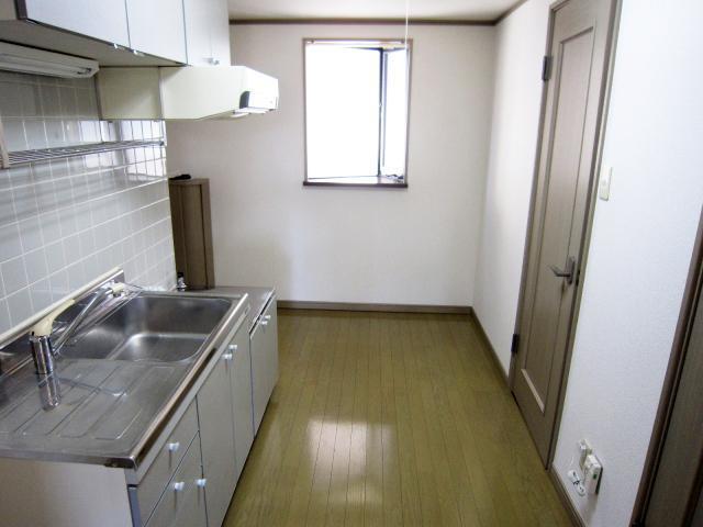 その他　松山市南吉田町　スカイハイツＷ　キッチン