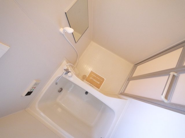 バス・シャワールーム　きれいなお風呂です