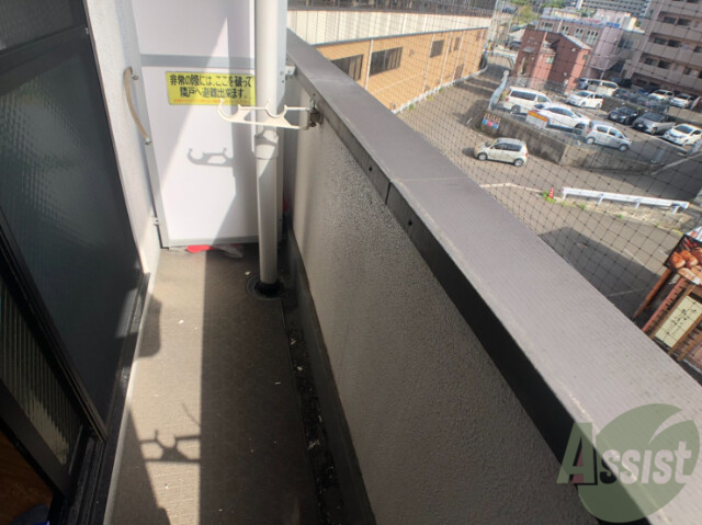 バルコニー　バルコニーがあるので洗濯物は外に干せそうですね～