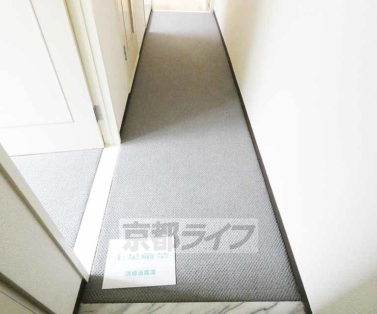 その他部屋・スペース　冬でも冷たくない床。