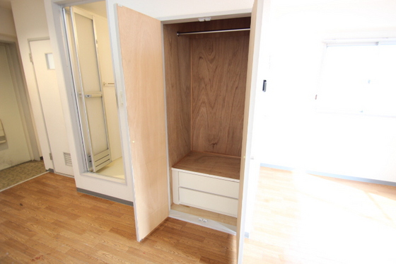 収納　※別部屋の写真です