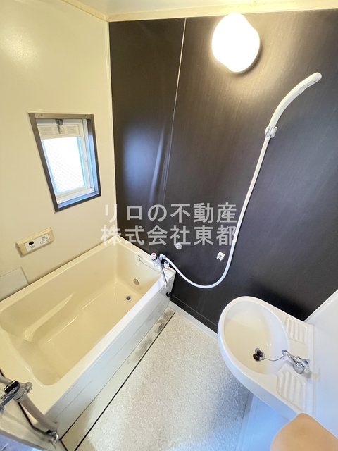 バス・シャワールーム　お掃除しやすい☆洗面台付き２点ユニットです☆