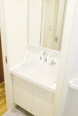 洗面設備　洗面台です。