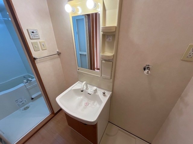 洗面設備　洗髪洗面化粧台