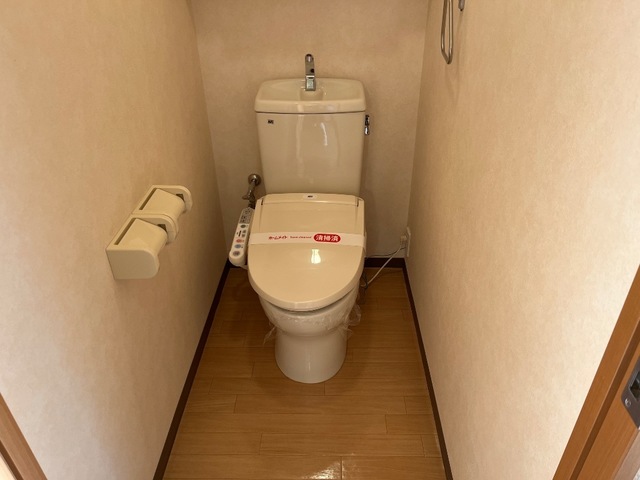 トイレ　シャワー付トイレ