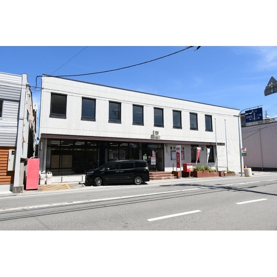 郵便局　婦中郵便局（郵便局）まで1328m