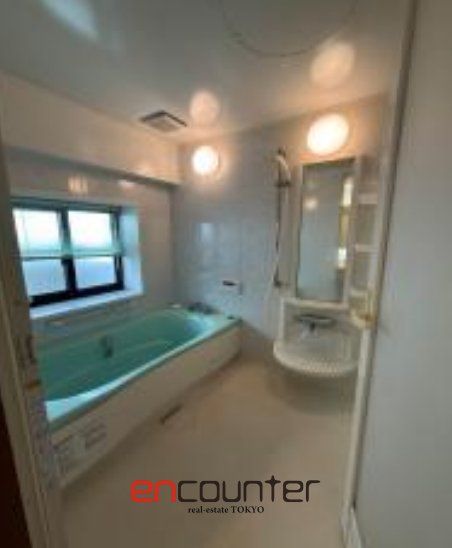 バス・シャワールーム　※同マンション別室参考写真