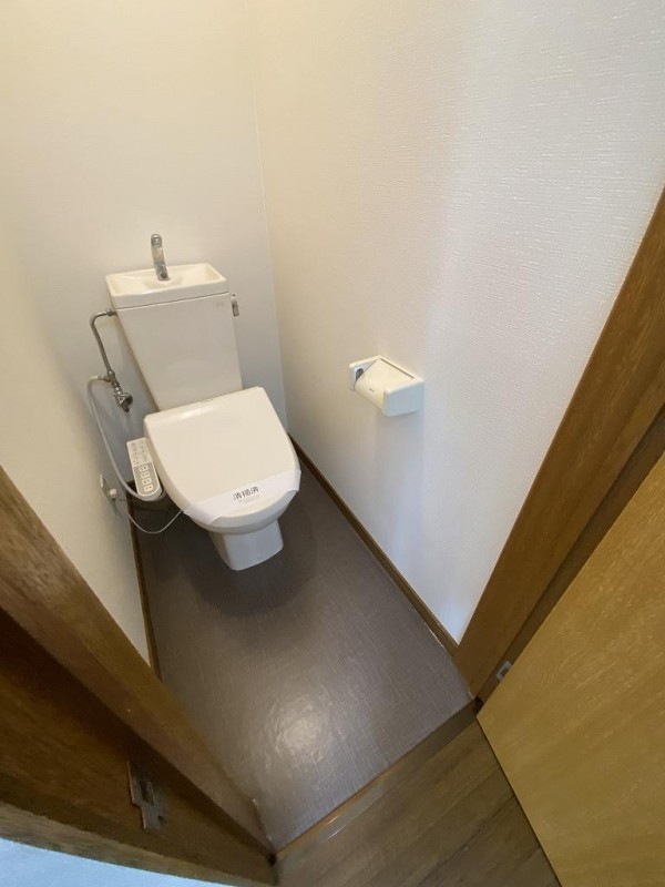 トイレ　トイレ