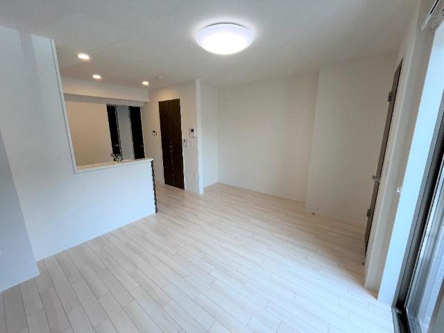 その他部屋・スペース　リビング（反転）（イメージ）