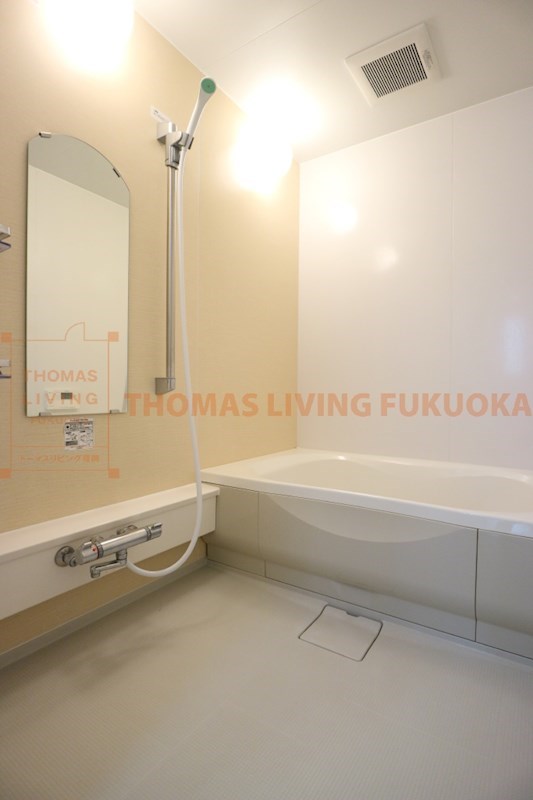 バス・シャワールーム　別室参考写真。