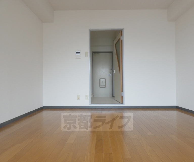 居室・リビング　綺麗な室内です。