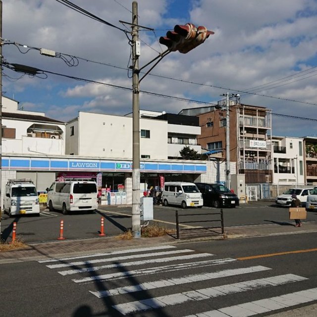 コンビニ　ローソン御幸町二丁目店（コンビニ）まで575m
