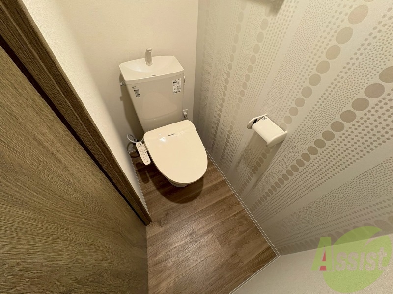 トイレ　シャワートイレになっているので快適です！