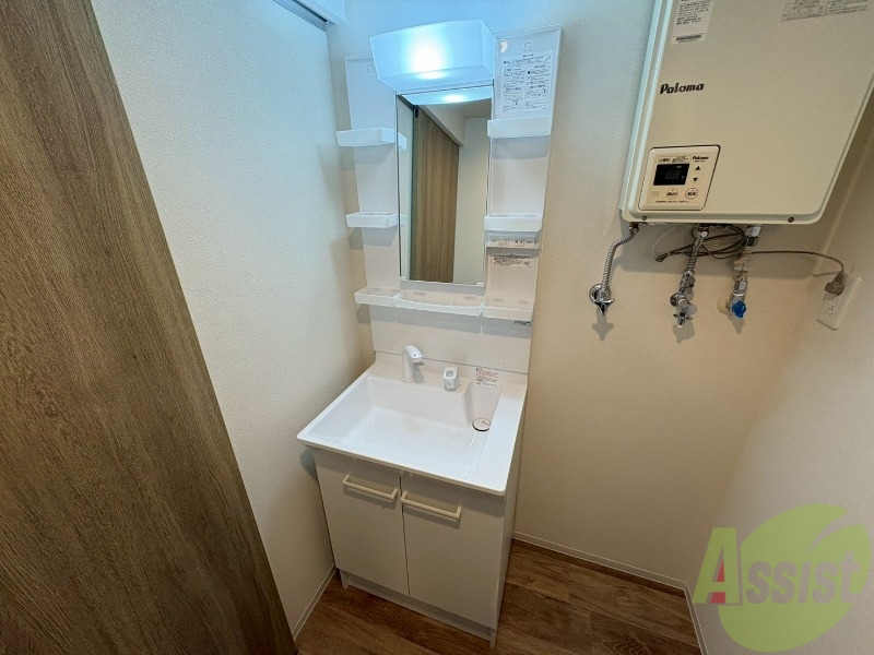 洗面設備　シャンプードレッサーで身支度もラクラクです！