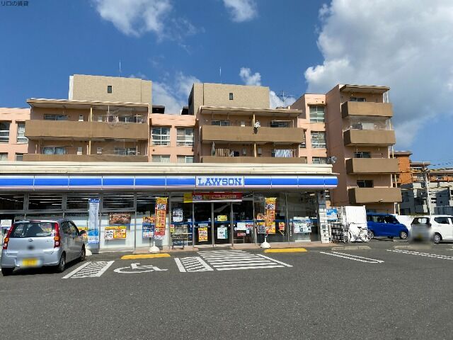 コンビニ　ローソン福岡周船寺二丁目店（コンビニ）まで147m