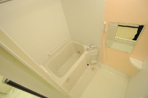 バス・シャワールーム　実際のお部屋と異なる場合がございます。