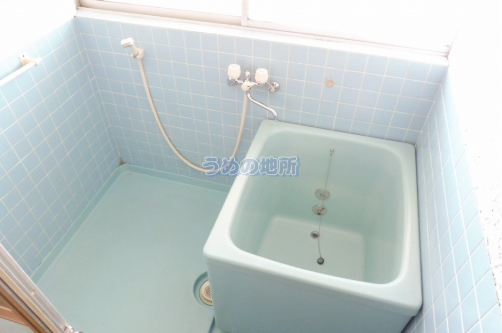 バス・シャワールーム　浴室 ロゴ圧縮済