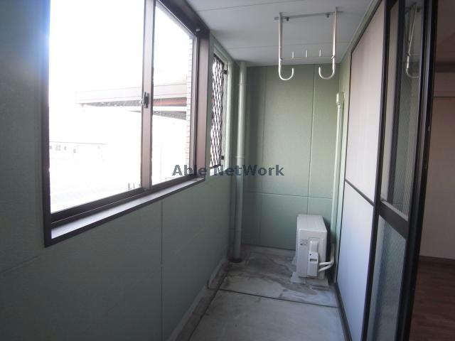 バルコニー　ベランダ