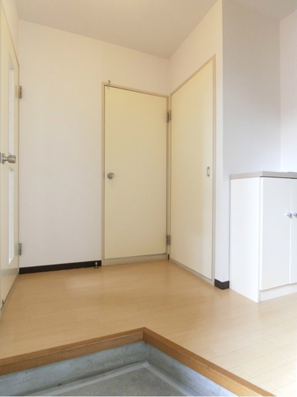 玄関　図面と現状に相違がある場合には現状を優先