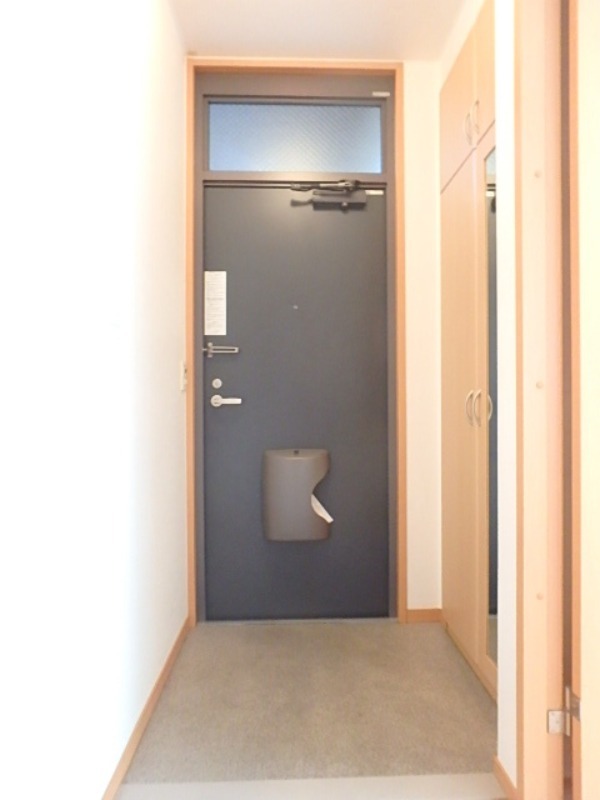 玄関　図面と現状に相違がある場合には現状を優先