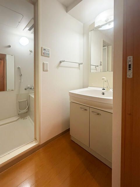 洗面設備　（別タイプ参考写真）キャビン ドゥ ルミエール　北区王子4