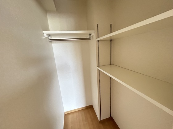 収納　※別部屋の写真です
