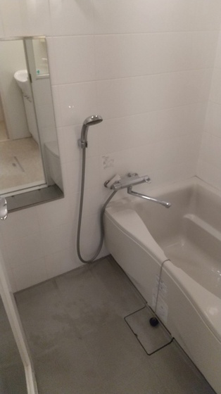 バス・シャワールーム