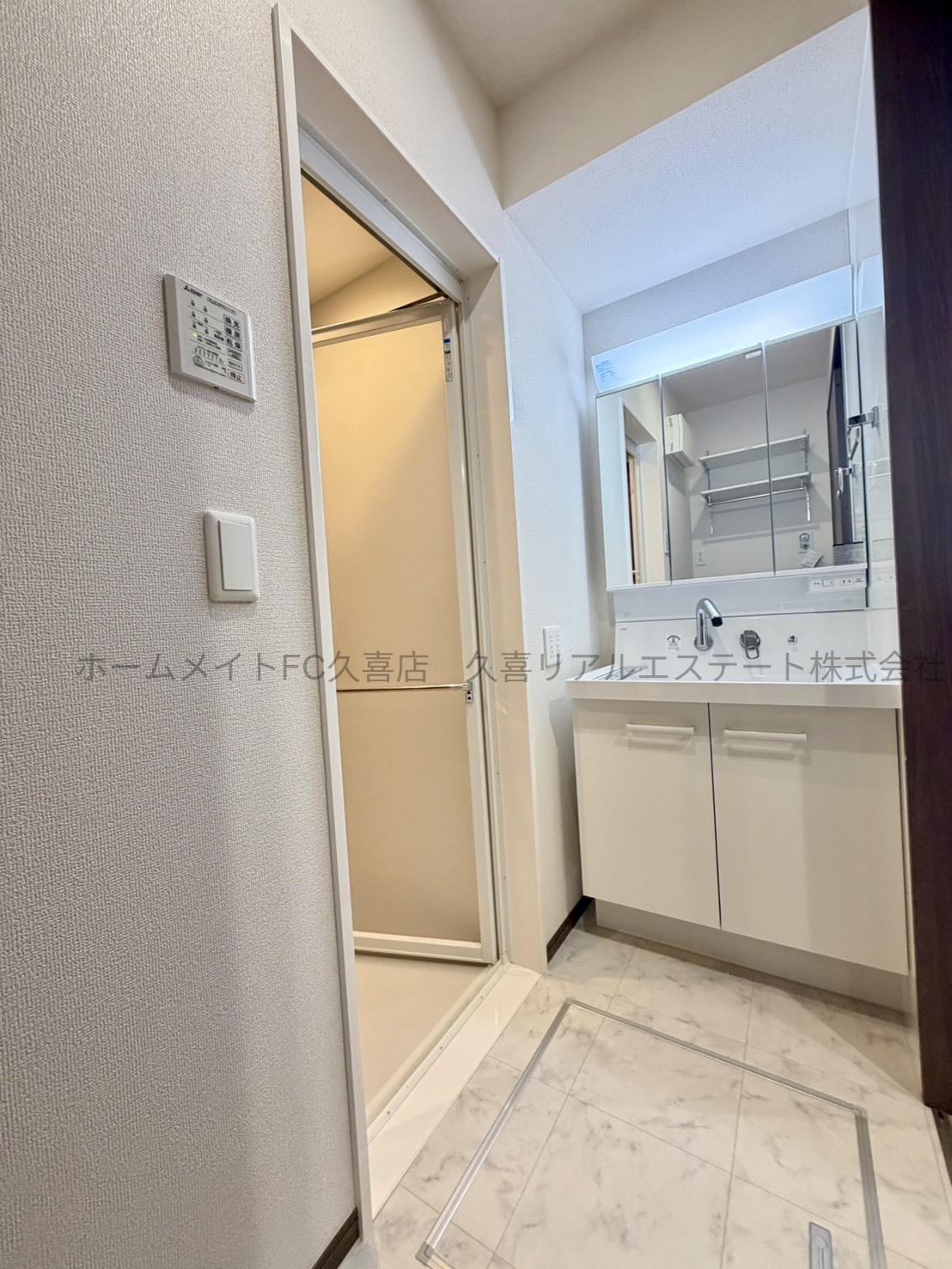 洗面設備　同施工会社同シリーズ別物件