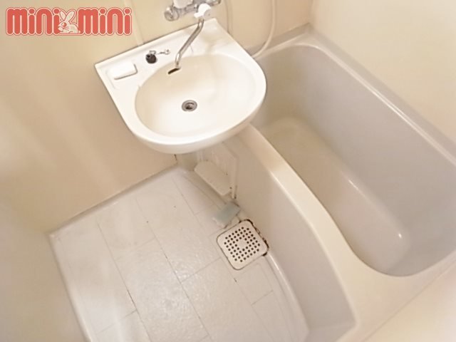 バス・シャワールーム　バスルーム