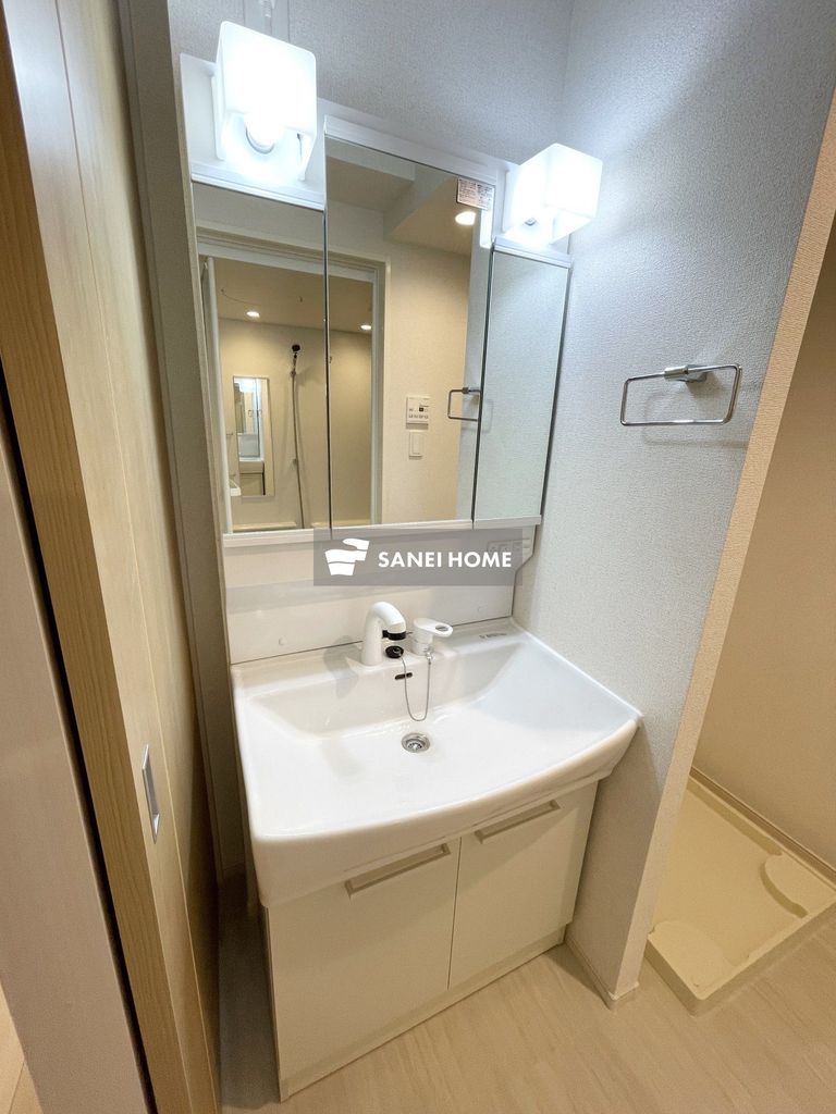 洗面設備　同仕様