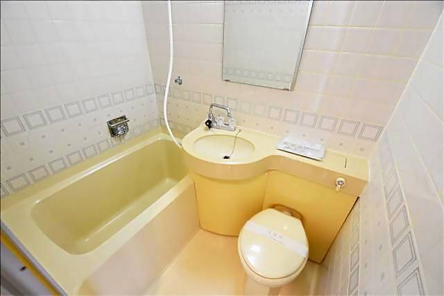 バス・シャワールーム　使い勝手の良い、ちょっとおしゃれなユニットバス