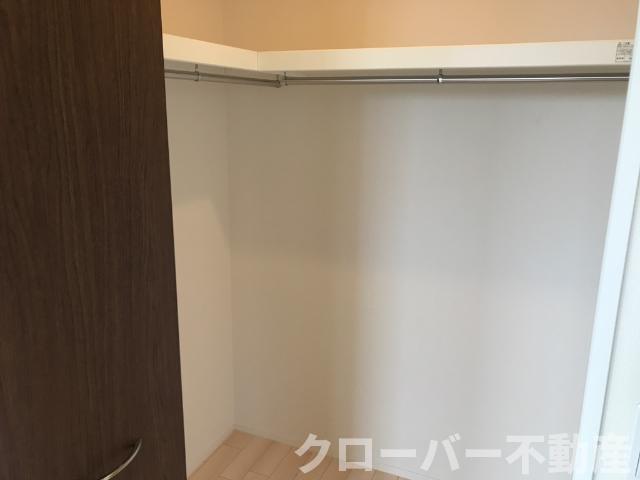 収納　ウォークインクローゼット