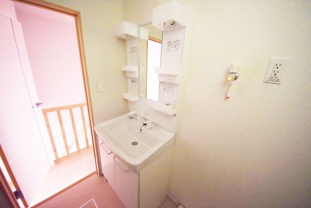 洗面設備　★お問い合わせはタウンハウジング★