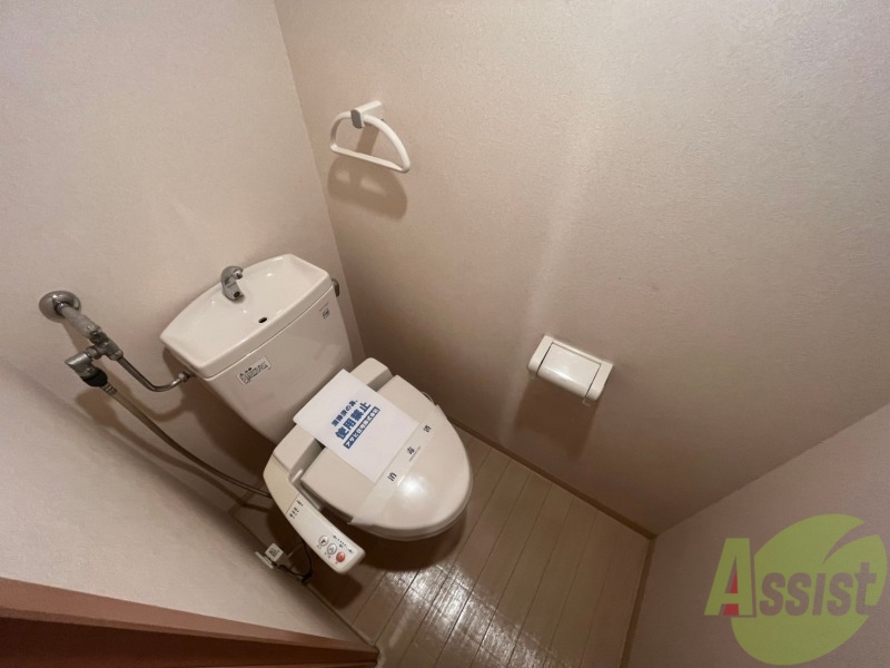 トイレ　ウォシュレット機能がついたトイレ。安心して使用できますね。