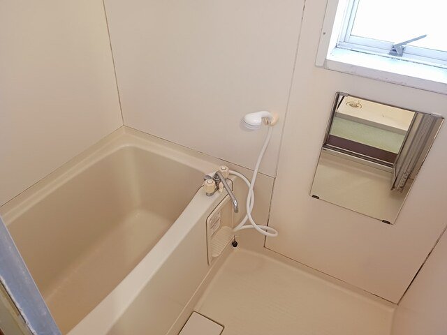 バス・シャワールーム　日々の疲れを癒すお風呂付です