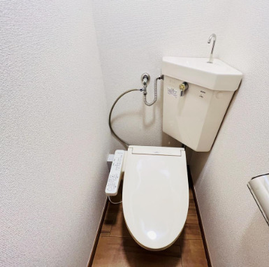 トイレ　清潔感のあるトイレです