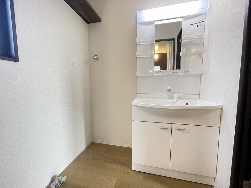 洗面設備　同型モデル