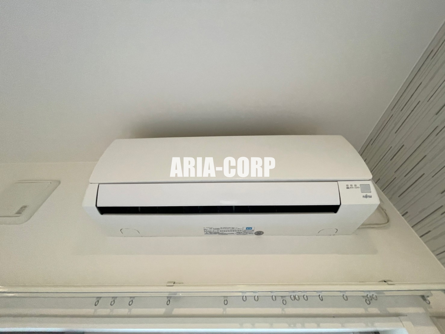 その他設備　省エネエアコンがリビングと洋室それぞれ設置！計２台搭載です！