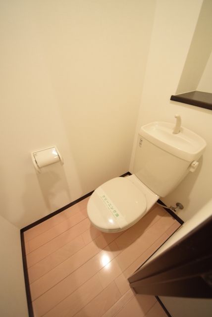 トイレ　104号室参照写真